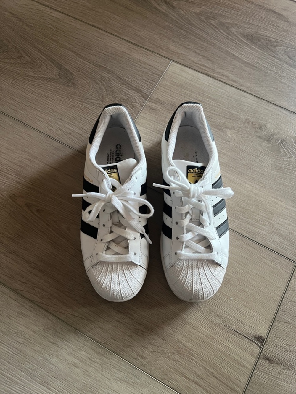 adidas White and Black Superstar Sneakers US 7.5 (fits like a woman’s 8)